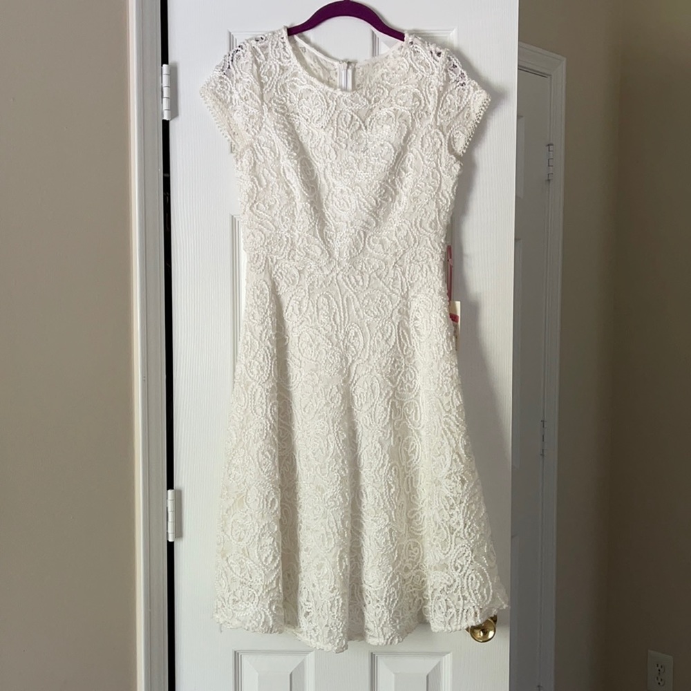 White laced dress